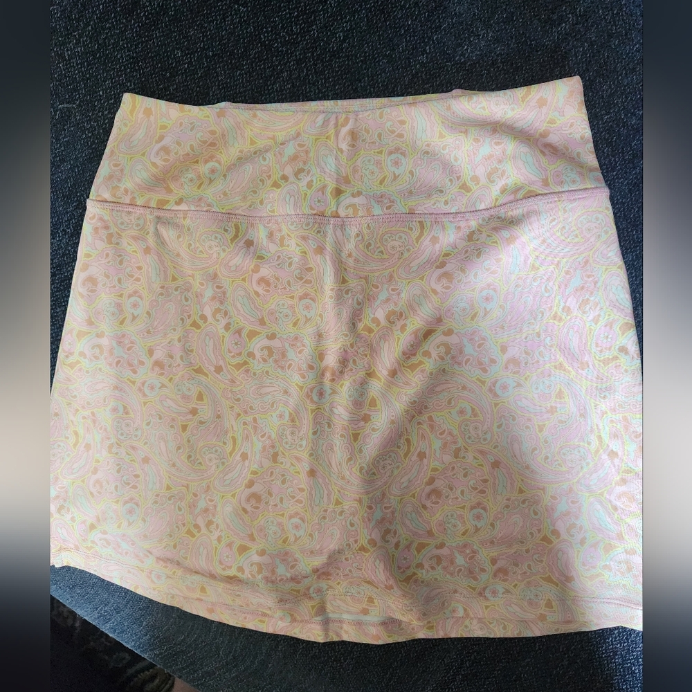 Kensie Light Pink Skirt With Shorts Underneath